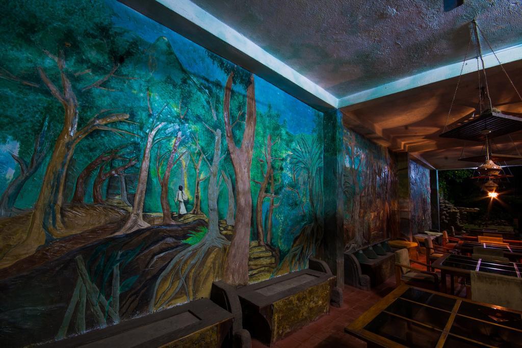 רטנאפורה Hotel Gem Land מראה חיצוני תמונה
